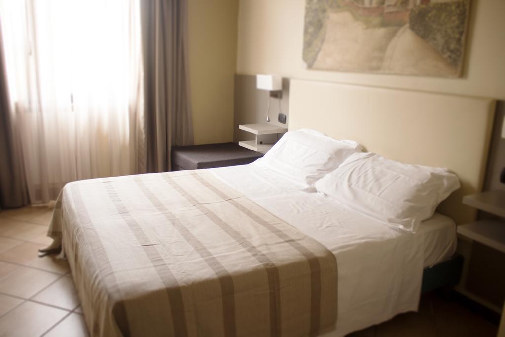 וולטרה Holiday Rooms Antica Badia מראה חיצוני תמונה