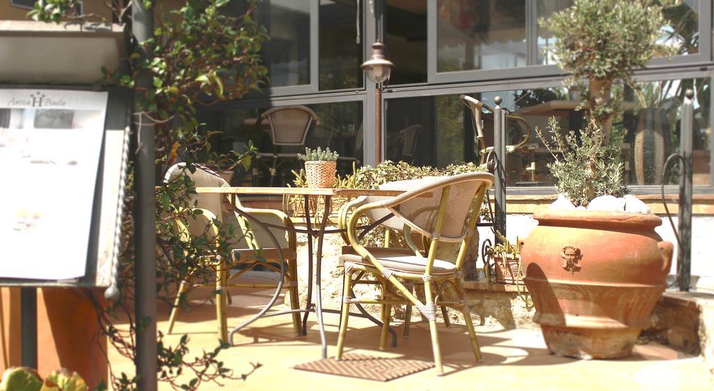 וולטרה Holiday Rooms Antica Badia מראה חיצוני תמונה